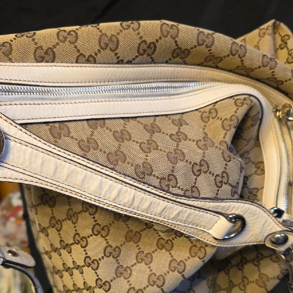 Gucci Beige and Brown Monogram Shoulder Bag - Picture 7 of 16